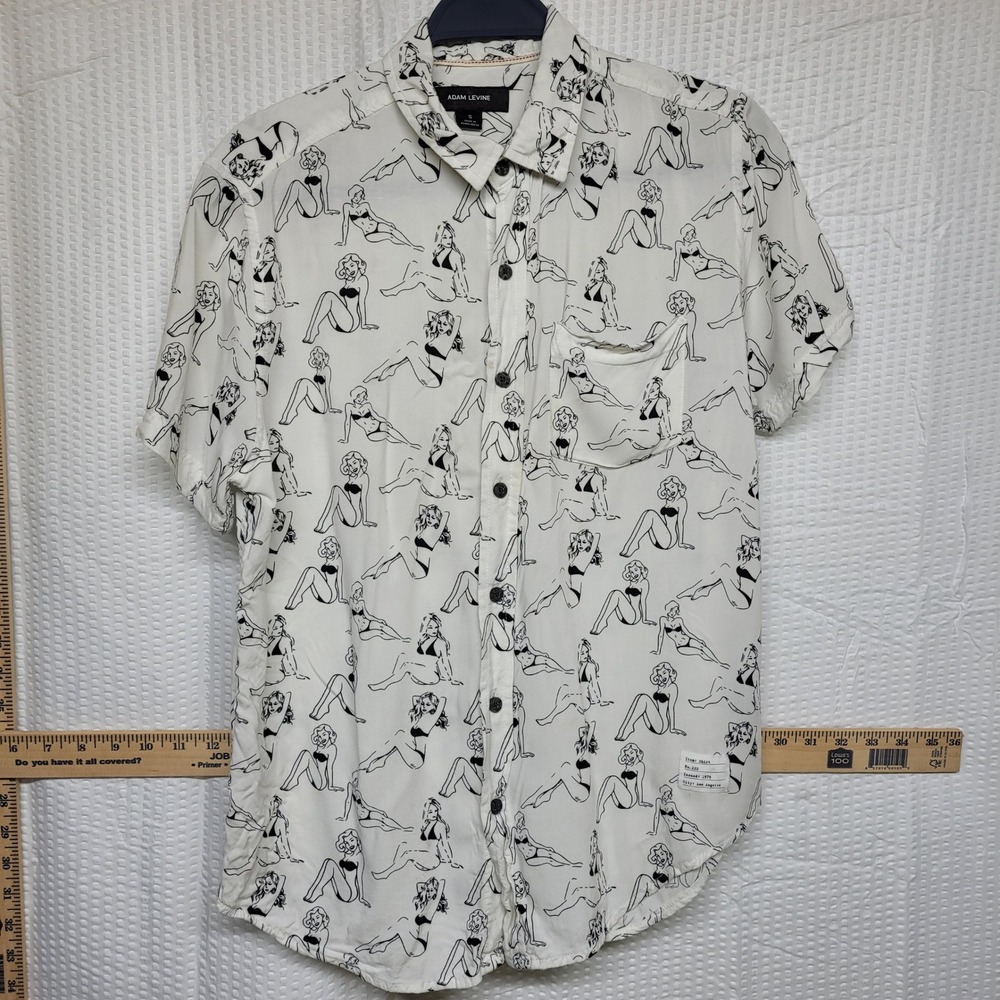 Adam Levine Mens Pin Up Girl Graphic Short Sleeve Button Down Shirt White Small